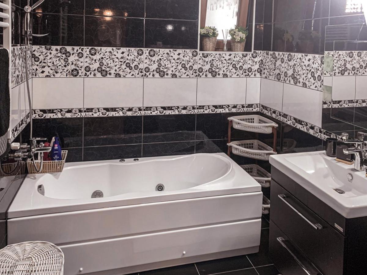 Apartment 2 Rooms Luxury Bukarest Exterior foto