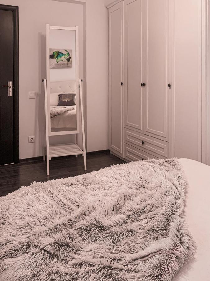 Apartment 2 Rooms Luxury Bukarest Exterior foto